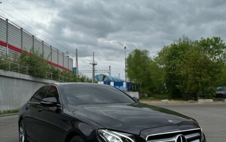 Mercedes-Benz E-Класс, 2018 год, 3 390 000 рублей, 7 фотография
