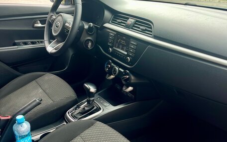 KIA Rio IV, 2018 год, 1 320 000 рублей, 7 фотография