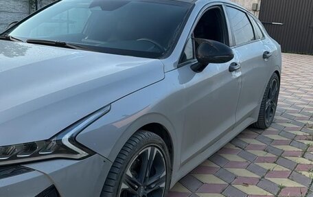 KIA K5, 2021 год, 2 100 000 рублей, 1 фотография