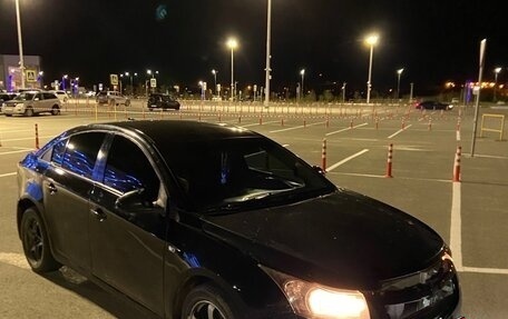 Chevrolet Cruze II, 2010 год, 300 000 рублей, 1 фотография