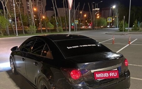 Chevrolet Cruze II, 2010 год, 300 000 рублей, 3 фотография