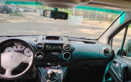Peugeot Partner II рестайлинг 2, 2010 год, 680 000 рублей, 10 фотография