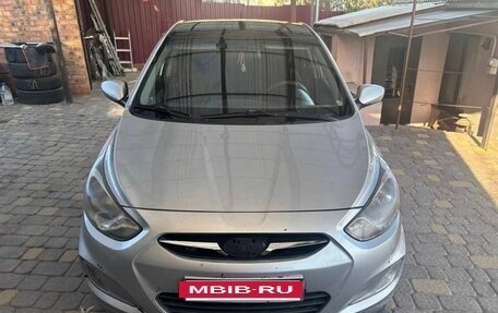 Hyundai Solaris II рестайлинг, 2013 год, 600 000 рублей, 7 фотография