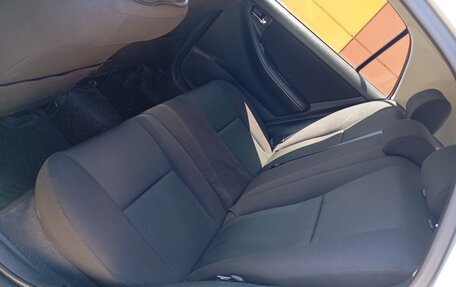 Toyota Corolla, 2005 год, 895 000 рублей, 16 фотография