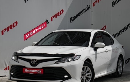 Toyota Camry, 2018 год, 2 470 000 рублей, 4 фотография