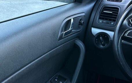 Skoda Yeti I рестайлинг, 2014 год, 1 199 000 рублей, 18 фотография