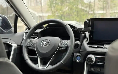 Toyota RAV4, 2022 год, 2 700 000 рублей, 12 фотография