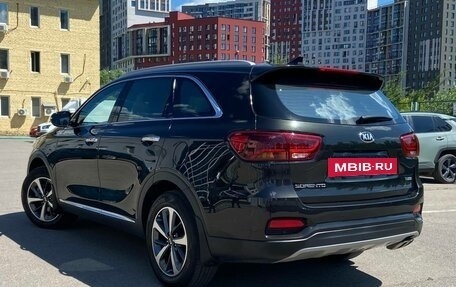 KIA Sorento III Prime рестайлинг, 2017 год, 2 390 000 рублей, 3 фотография