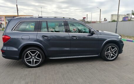 Mercedes-Benz GL-Класс, 2015 год, 3 200 000 рублей, 3 фотография