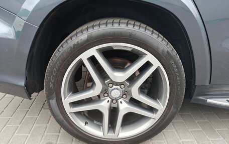 Mercedes-Benz GL-Класс, 2015 год, 3 200 000 рублей, 4 фотография