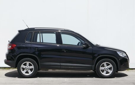 Volkswagen Tiguan I, 2010 год, 1 199 000 рублей, 5 фотография