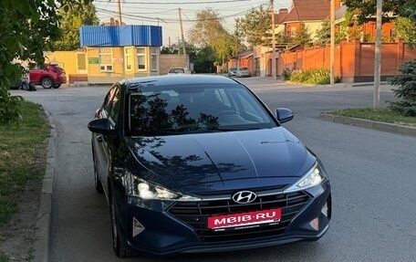 Hyundai Elantra VI рестайлинг, 2019 год, 1 820 000 рублей, 1 фотография