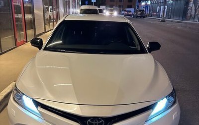 Toyota Camry, 2021 год, 2 850 000 рублей, 1 фотография
