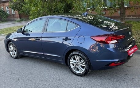 Hyundai Elantra VI рестайлинг, 2019 год, 1 820 000 рублей, 4 фотография