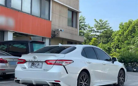 Toyota Camry, 2022 год, 2 500 000 рублей, 3 фотография