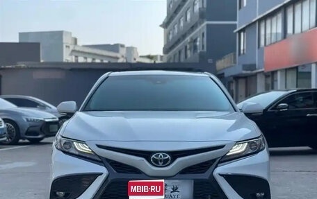 Toyota Camry, 2022 год, 2 500 000 рублей, 2 фотография