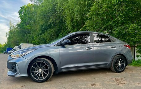 Hyundai Solaris II рестайлинг, 2019 год, 1 350 000 рублей, 4 фотография
