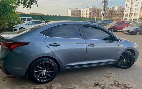 Hyundai Solaris II рестайлинг, 2019 год, 1 350 000 рублей, 10 фотография
