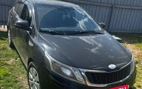 KIA Rio III рестайлинг, 2013 год, 800 000 рублей, 1 фотография