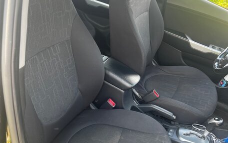 KIA Rio III рестайлинг, 2013 год, 800 000 рублей, 4 фотография