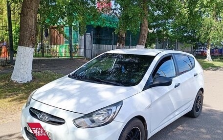Hyundai Solaris II рестайлинг, 2014 год, 730 000 рублей, 8 фотография