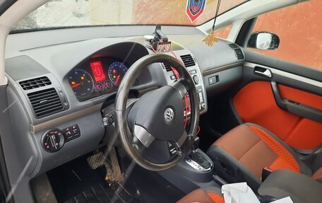 Volkswagen Touran III, 2008 год, 800 000 рублей, 10 фотография