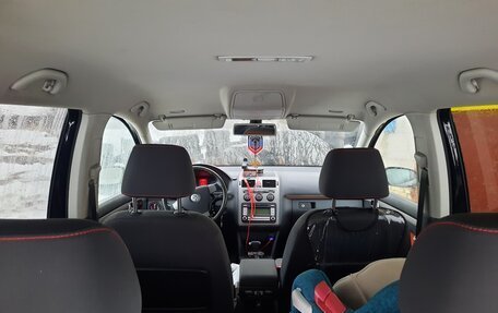 Volkswagen Touran III, 2008 год, 800 000 рублей, 9 фотография