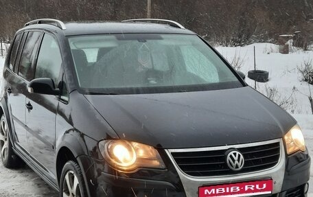 Volkswagen Touran III, 2008 год, 800 000 рублей, 6 фотография