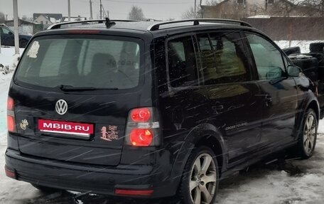 Volkswagen Touran III, 2008 год, 800 000 рублей, 11 фотография