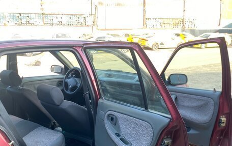 Daewoo Nexia I рестайлинг, 2000 год, 150 000 рублей, 18 фотография