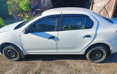 Renault Logan II, 2016 год, 620 000 рублей, 6 фотография