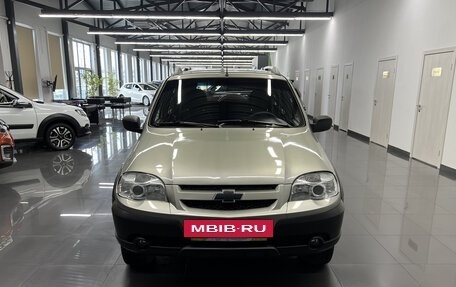 Chevrolet Niva I рестайлинг, 2010 год, 545 000 рублей, 5 фотография