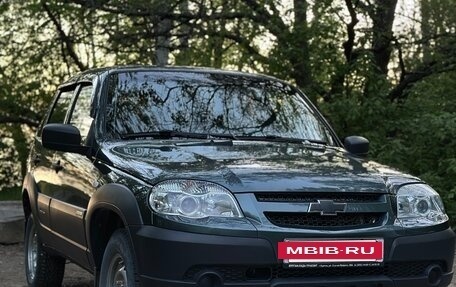 Chevrolet Niva I рестайлинг, 2018 год, 750 000 рублей, 11 фотография