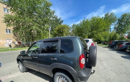 Chevrolet Niva I рестайлинг, 2018 год, 750 000 рублей, 32 фотография