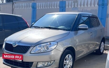 Skoda Fabia II, 2011 год, 895 000 рублей, 4 фотография