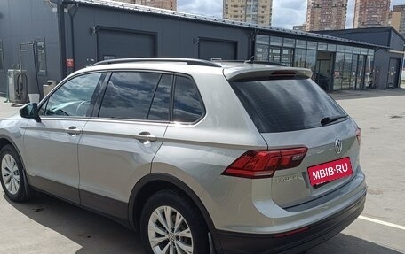 Volkswagen Tiguan II, 2018 год, 1 875 000 рублей, 6 фотография
