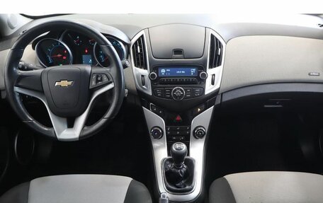 Chevrolet Cruze II, 2014 год, 777 000 рублей, 10 фотография