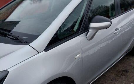Opel Zafira C рестайлинг, 2013 год, 1 130 000 рублей, 3 фотография