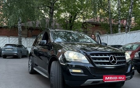 Mercedes-Benz M-Класс, 2011 год, 2 000 100 рублей, 4 фотография