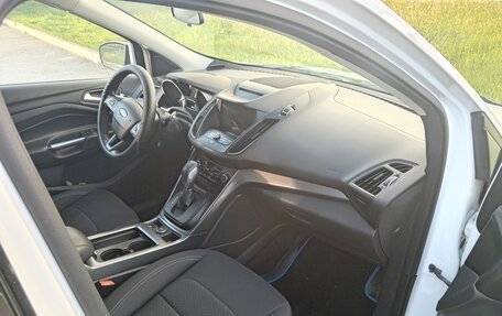 Ford Kuga III, 2017 год, 1 450 000 рублей, 4 фотография