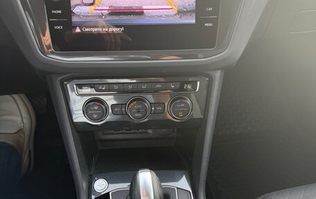 Volkswagen Tiguan II, 2020 год, 2 600 000 рублей, 6 фотография