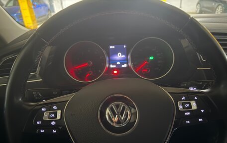 Volkswagen Tiguan II, 2020 год, 2 600 000 рублей, 8 фотография