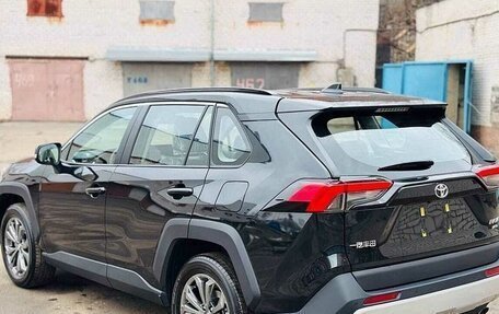 Toyota RAV4, 2025 год, 4 100 000 рублей, 2 фотография
