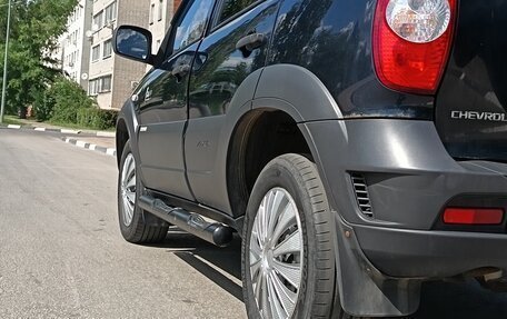 Chevrolet Niva I рестайлинг, 2012 год, 570 000 рублей, 5 фотография