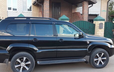 Toyota Land Cruiser Prado 120 рестайлинг, 2009 год, 2 600 000 рублей, 11 фотография