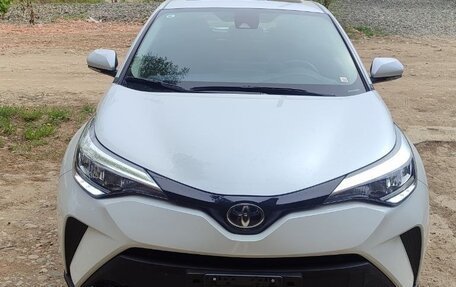 Toyota C-HR I рестайлинг, 2023 год, 3 380 000 рублей, 1 фотография