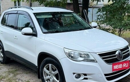 Volkswagen Tiguan I, 2011 год, 990 000 рублей, 1 фотография