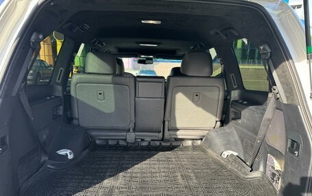 Toyota Land Cruiser 200, 2010 год, 2 690 000 рублей, 9 фотография