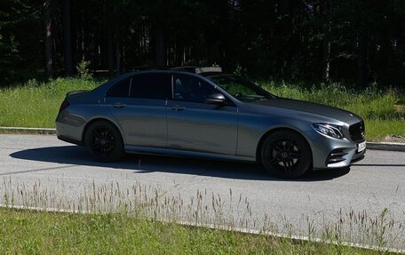 Mercedes-Benz E-Класс, 2016 год, 3 100 000 рублей, 7 фотография