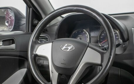 Hyundai Solaris II рестайлинг, 2013 год, 723 000 рублей, 15 фотография